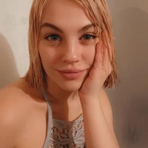 Meet your Posher, Briana